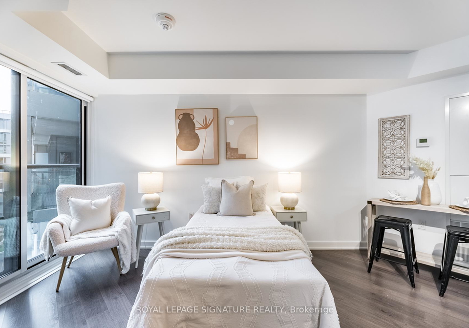 576-front-street-w-w-toronto-ontario-c12289436