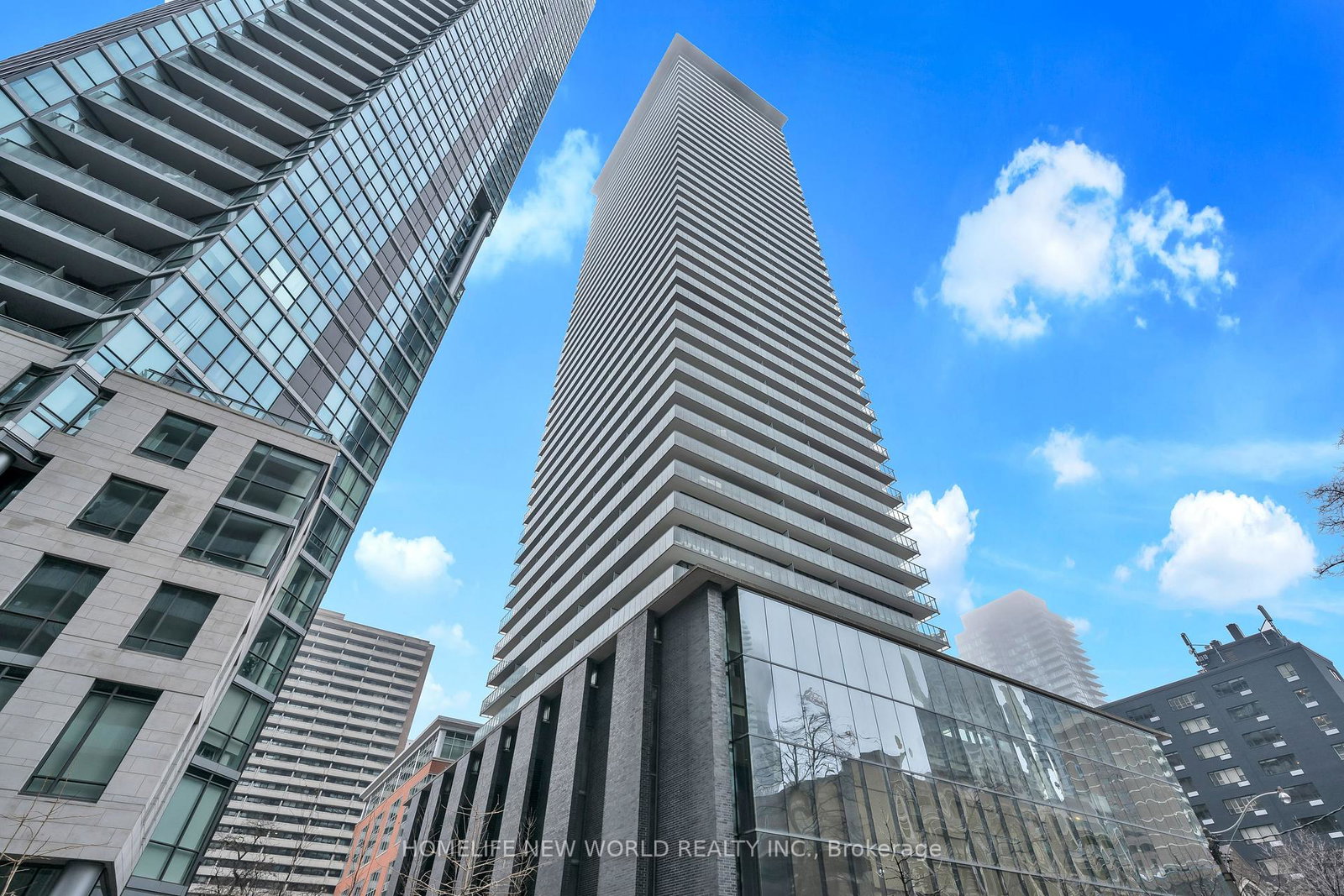 33-charles-street-e-e-toronto-ontario-c12289927