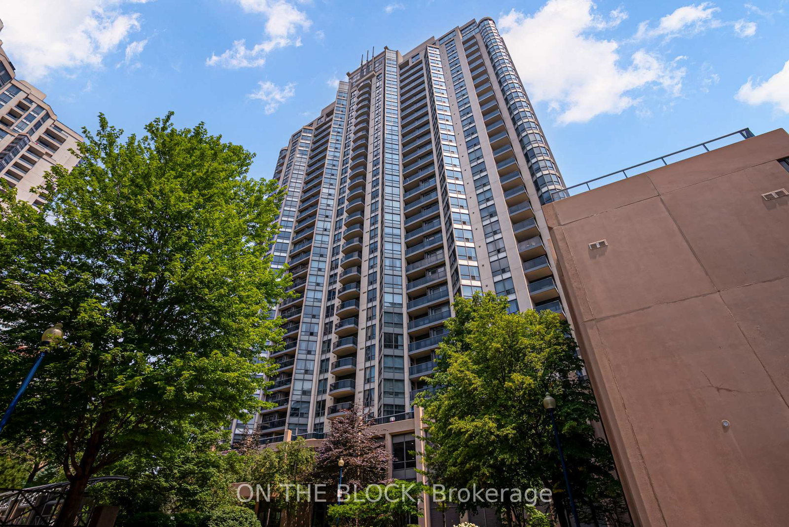 10-northtown-way-north-york-ontario-c12289960