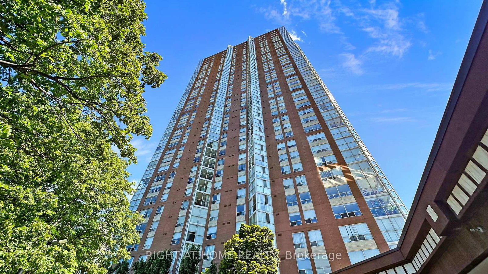 7-concorde-place-north-york-ontario-c12290191