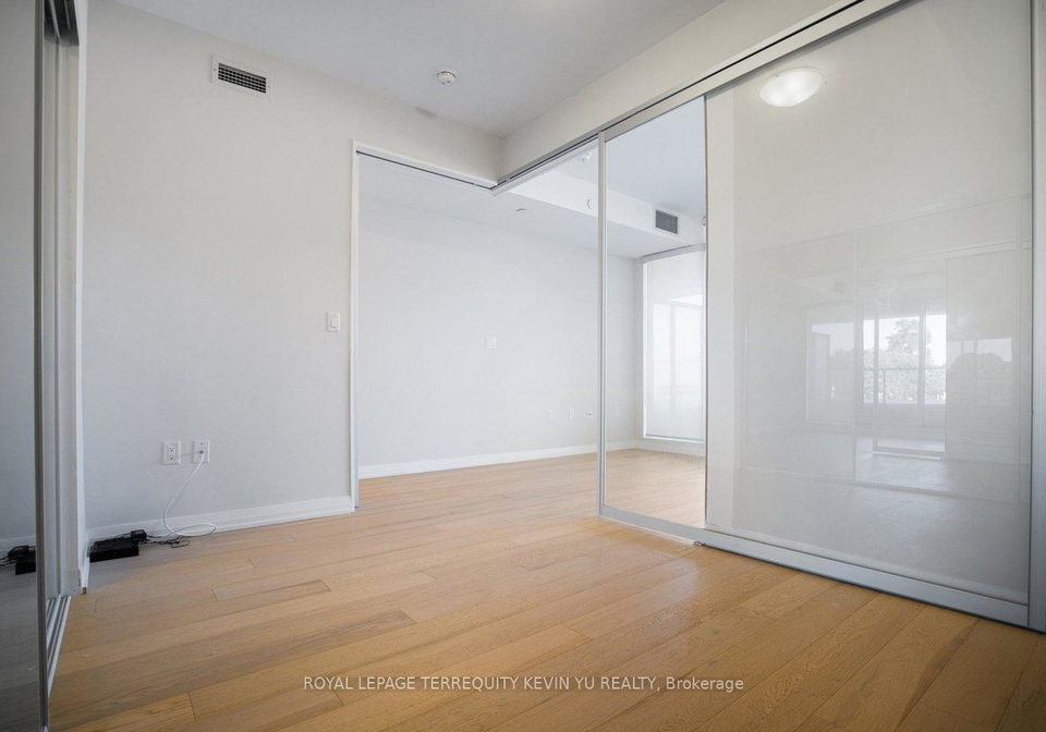 835-st-clair-avenue-w-w-toronto-ontario-c12290740