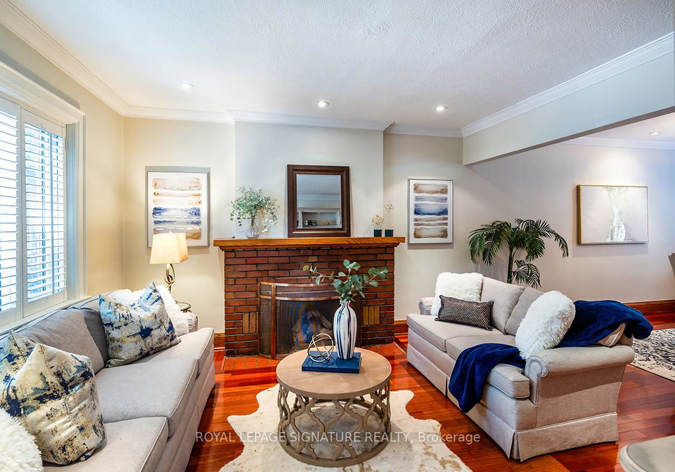 46-glengarry-avenue-toronto-ontario-c12290820