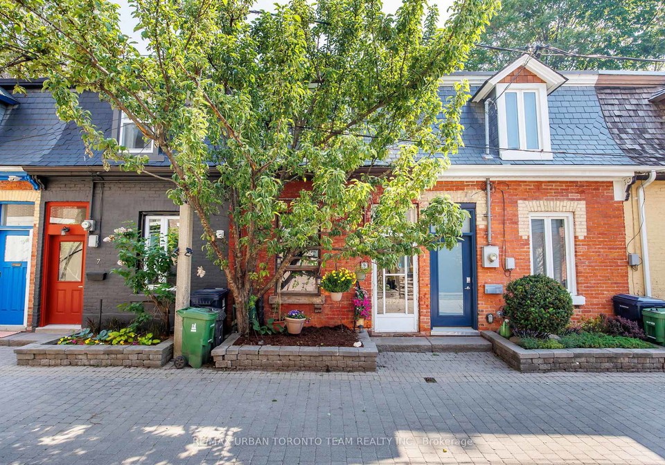 9-percy-street-toronto-ontario-c12290898