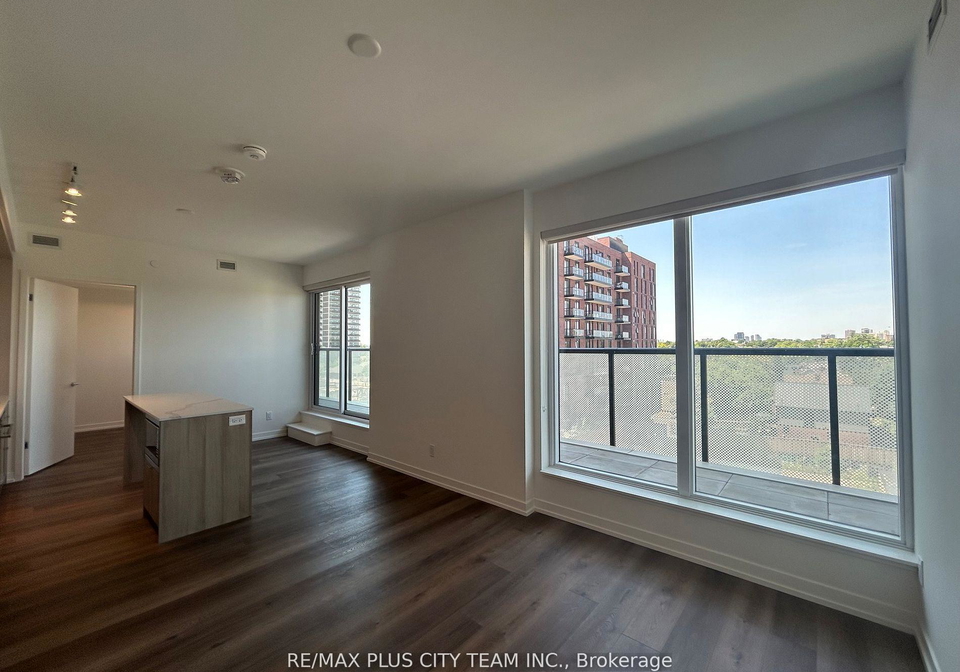 863-st-clair-avenue-w-w-toronto-ontario-c12291124