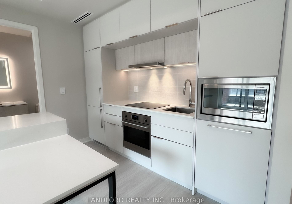 185-alberta-avenue-toronto-ontario-c12291127