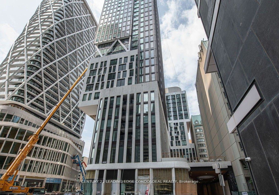 121-st-patrick-street-toronto-ontario-c12291147