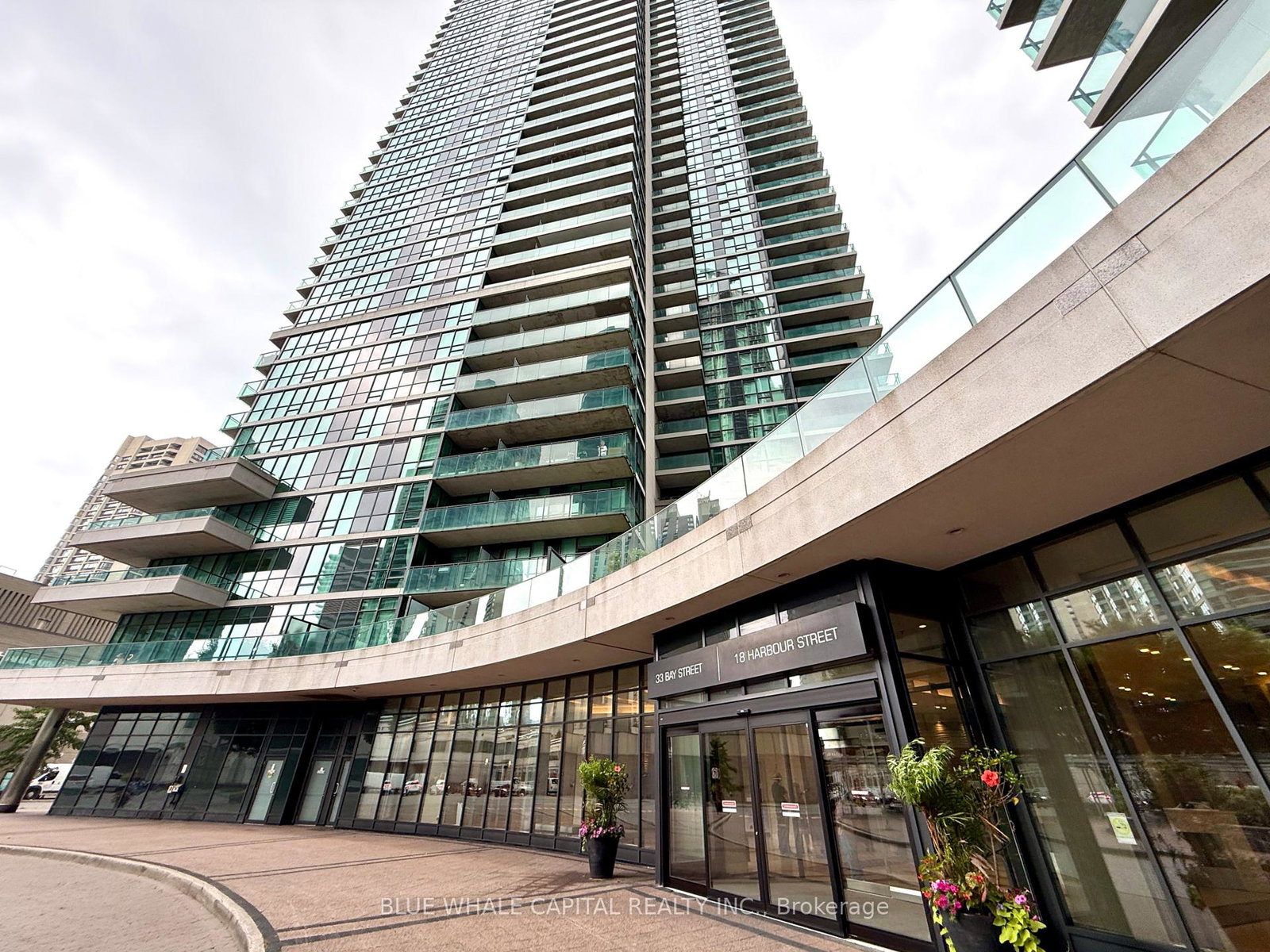 33-bay-street-toronto-ontario-c12291590