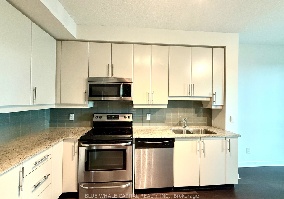 33-bay-street-toronto-ontario-c12291590