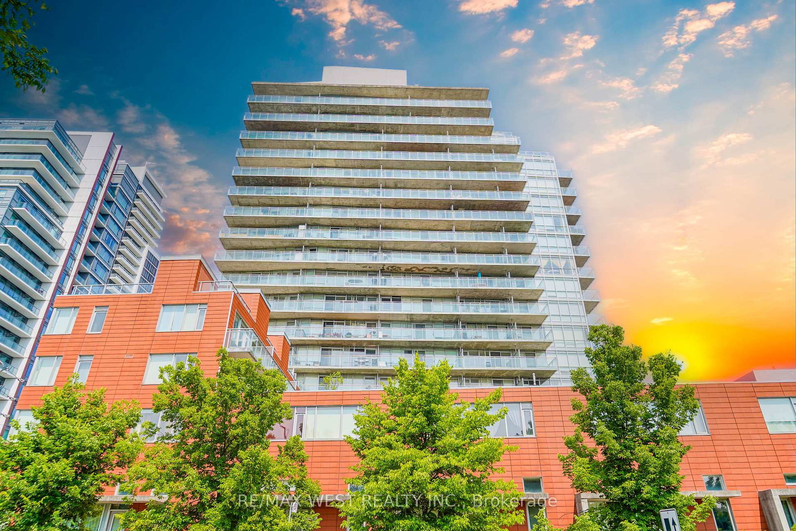 30-canterbury-place-toronto-ontario-c12291601