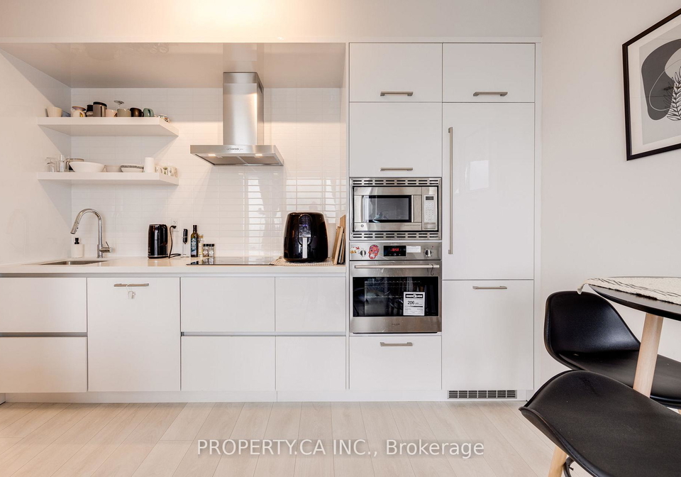 2221-yonge-street-toronto-ontario-c12291699