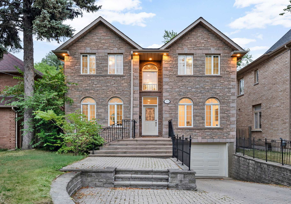 371-hollywood-avenue-north-york-ontario-c12291711