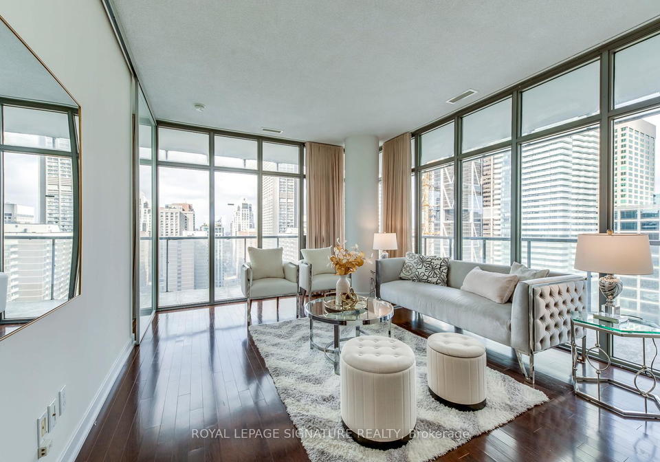 33-charles-street-e-e-toronto-ontario-c12291713