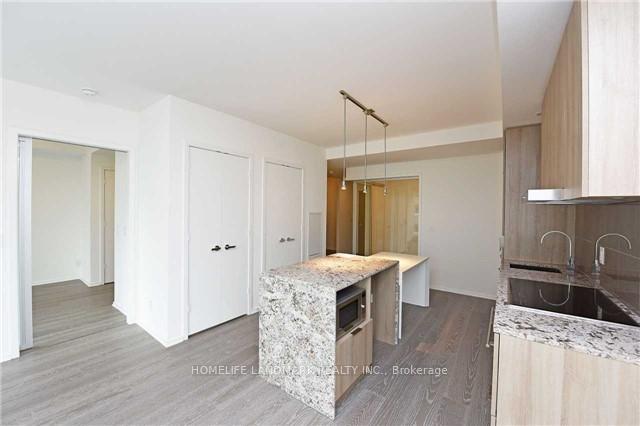 1-bloor-street-e-e-toronto-ontario-c12291785