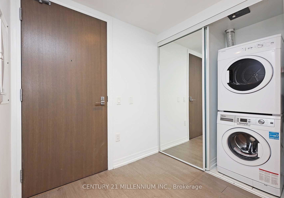 251-jarvis-street-toronto-ontario-c12292204