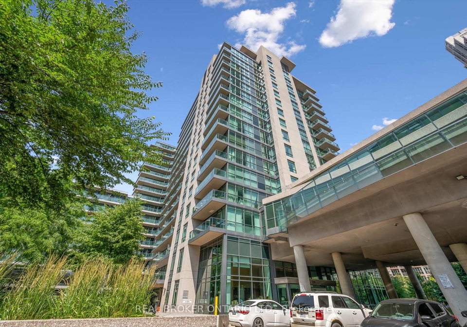 209-fort-york-boulevard-toronto-ontario-c12292603