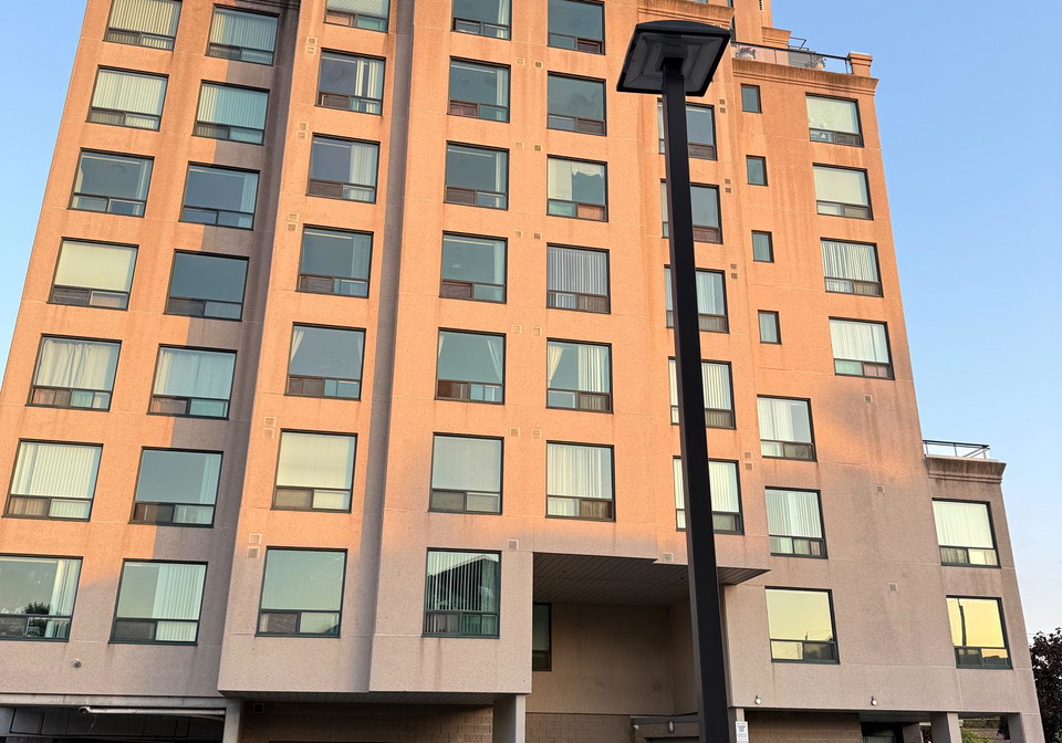 1-hycrest-avenue-north-york-ontario-c12292651