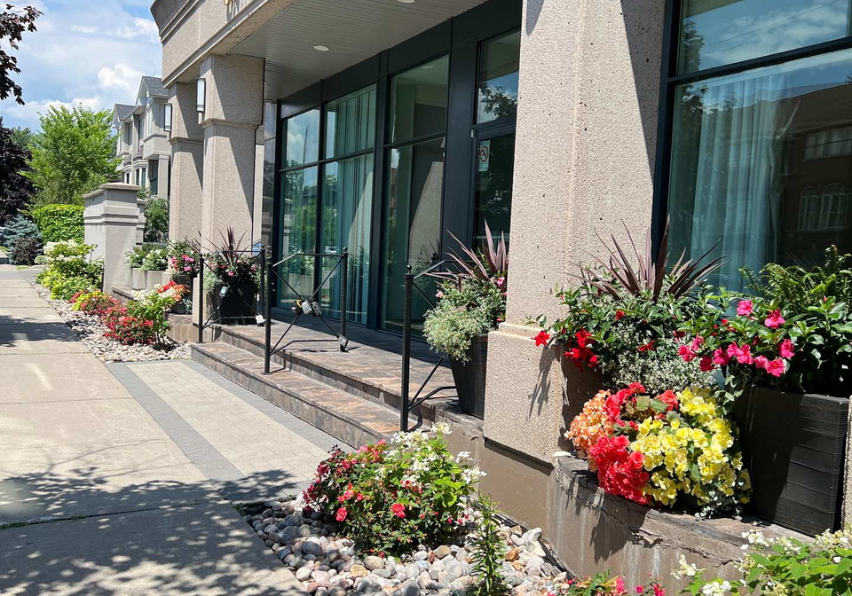 1-hycrest-avenue-north-york-ontario-c12292651