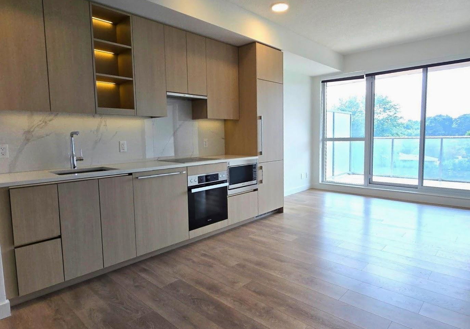 25-mcmahon-drive-north-york-ontario-c12292660