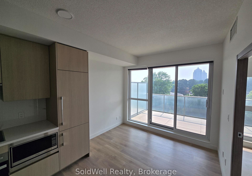 25-mcmahon-drive-north-york-ontario-c12292660