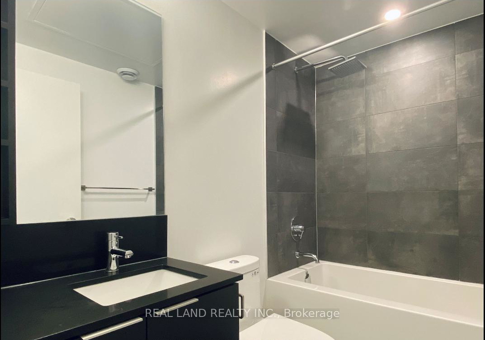 8-wellesley-street-w-w-toronto-ontario-c12292721