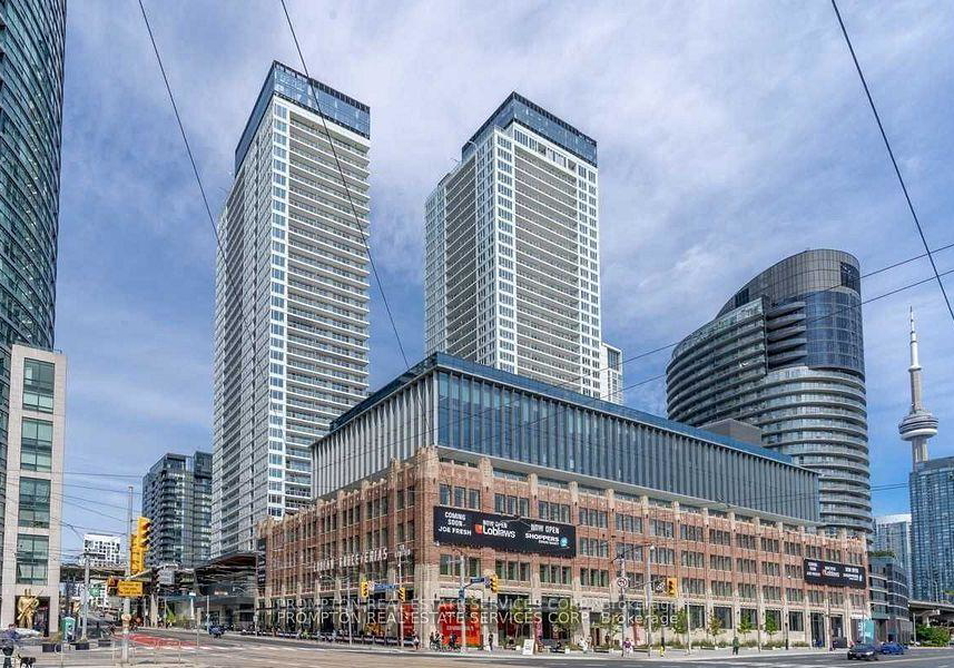 19-bathurst-street-toronto-ontario-c12292818