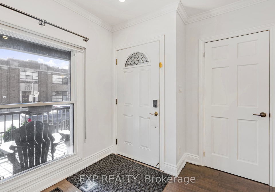 366-e-dundas-street-e-e-toronto-ontario-c12292840