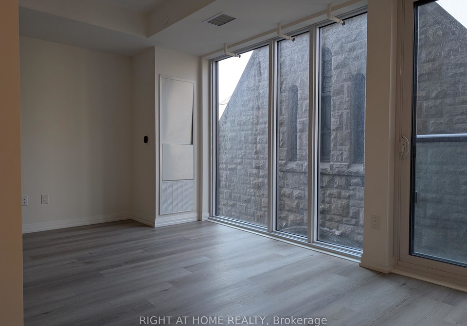 280-dundas-street-w-w-toronto-ontario-c12292910