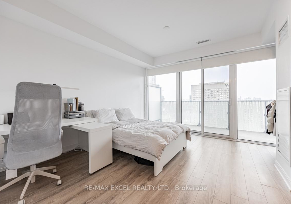 42-charles-street-e-e-toronto-ontario-c12293037