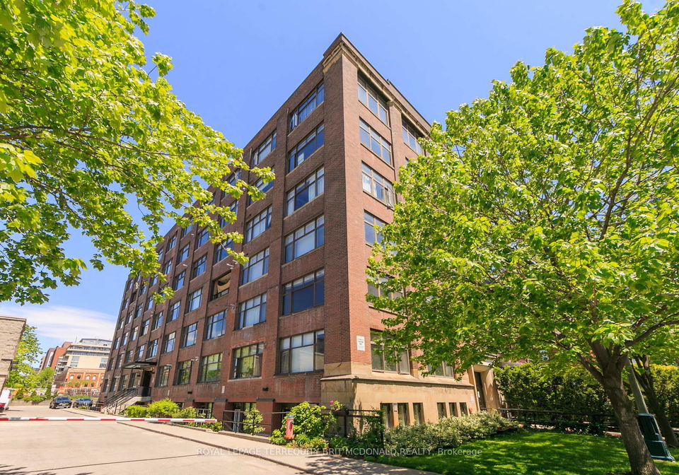 436-wellington-street-w-w-toronto-ontario-c12293046