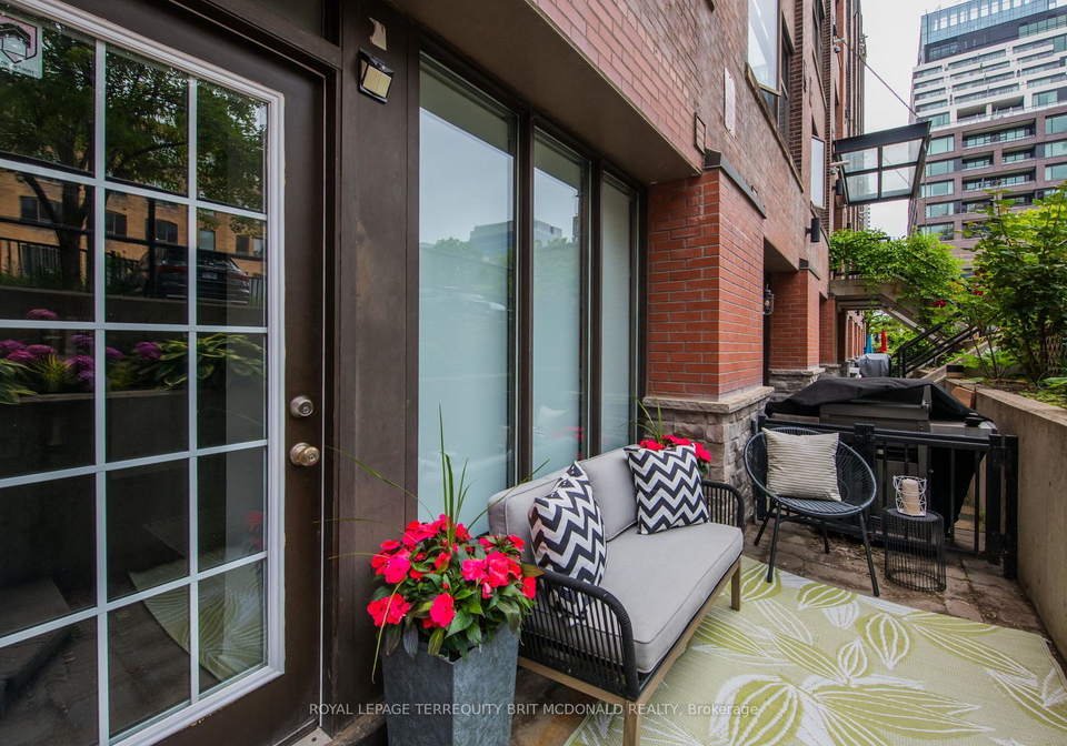 436-wellington-street-w-w-toronto-ontario-c12293046