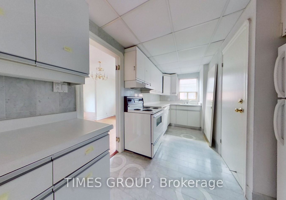 40-hillsdale-avenue-toronto-ontario-c12293542