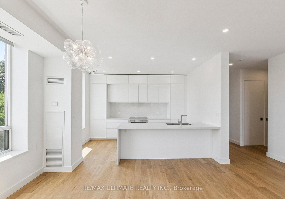 1750-bayview-avenue-toronto-ontario-c12294050