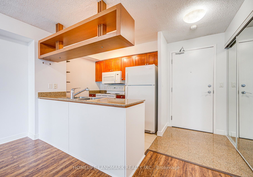 81-navy-wharf-court-toronto-ontario-c12294056
