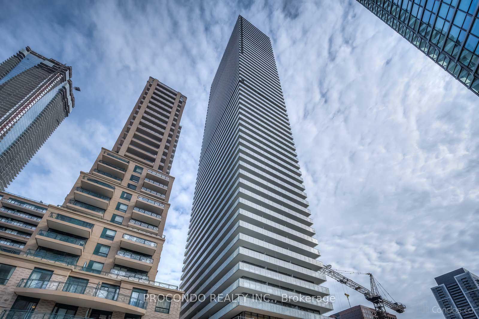 42-charles-street-e-e-toronto-ontario-c12294436