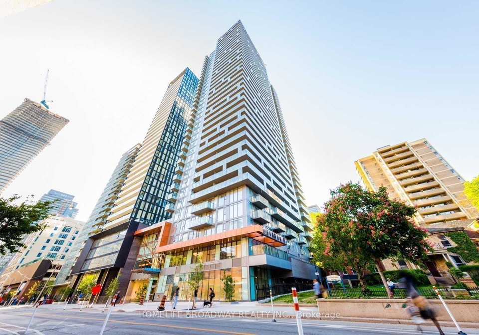 28-wellesley-street-e-e-toronto-ontario-c12294440
