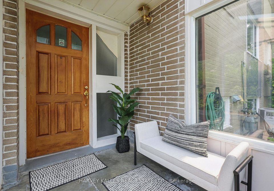 1-vanity-court-north-york-ontario-c12294455