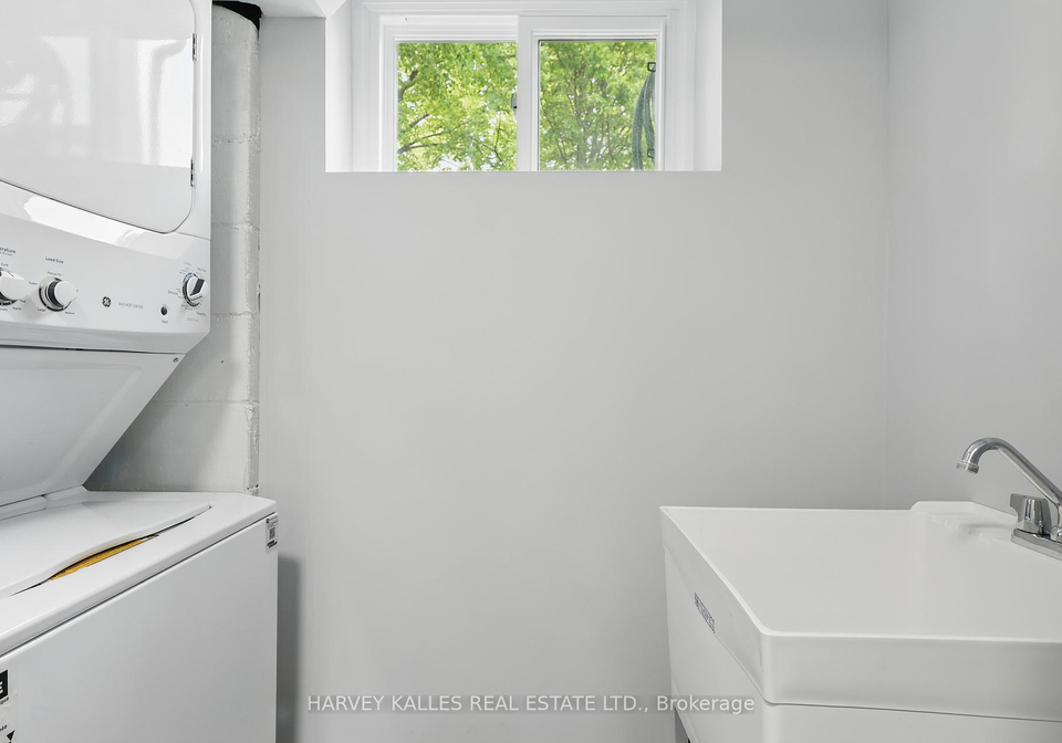 1-vanity-court-north-york-ontario-c12294455