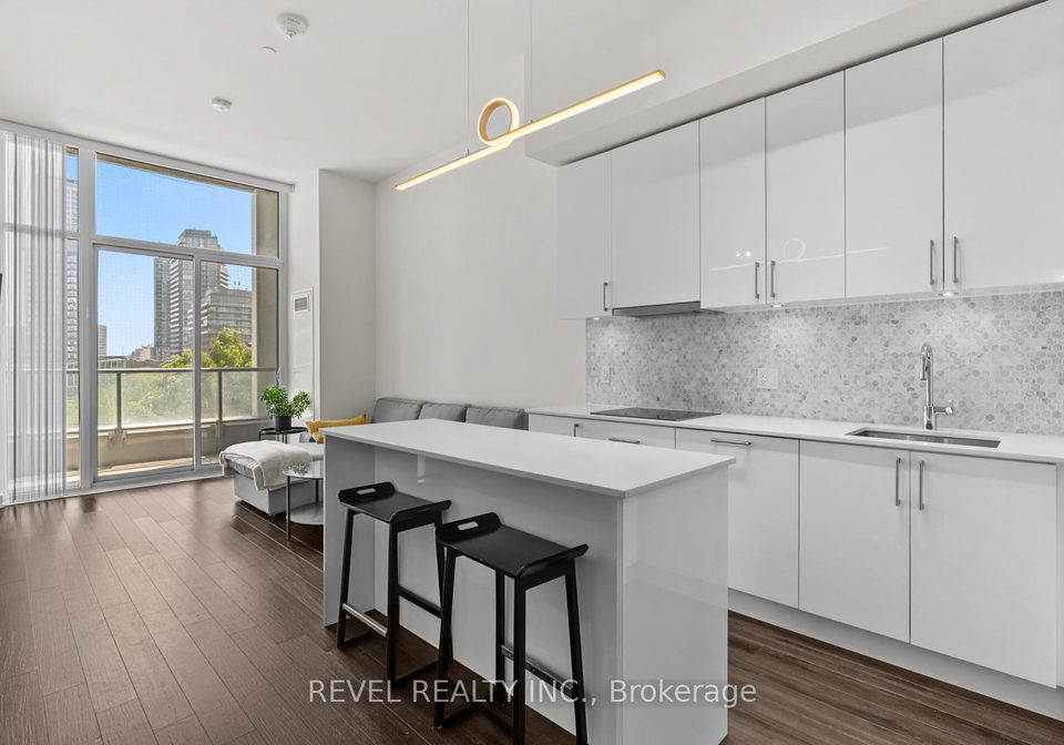 27-bathurst-street-toronto-ontario-c12294502