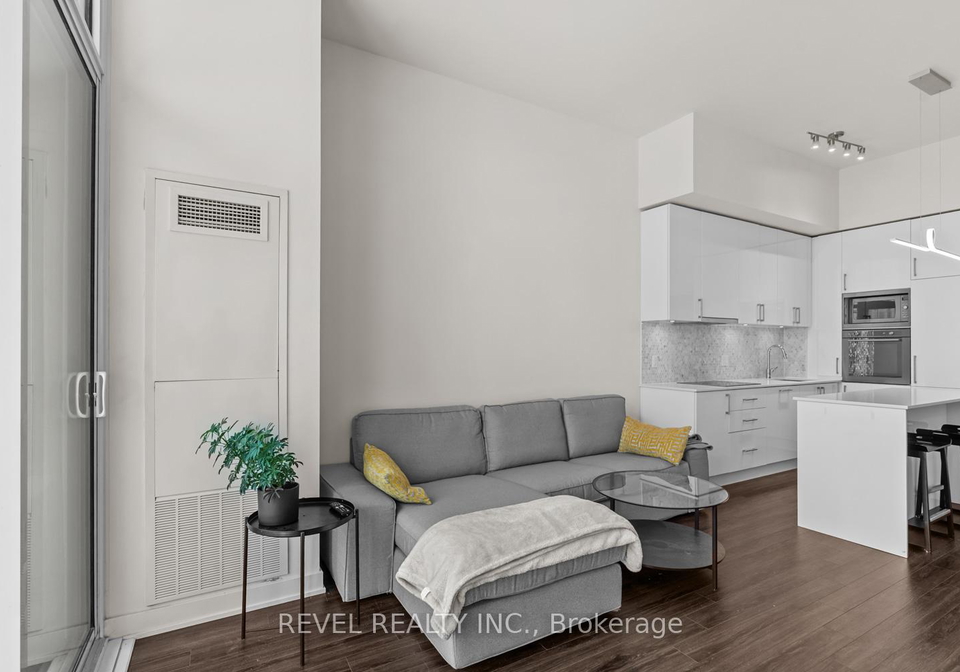 27-bathurst-street-toronto-ontario-c12294502