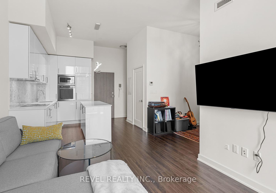 27-bathurst-street-toronto-ontario-c12294502