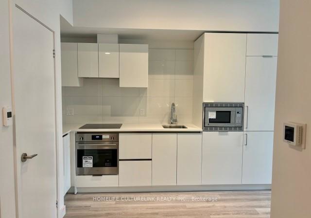 121-st-patrick-street-toronto-ontario-c12294747