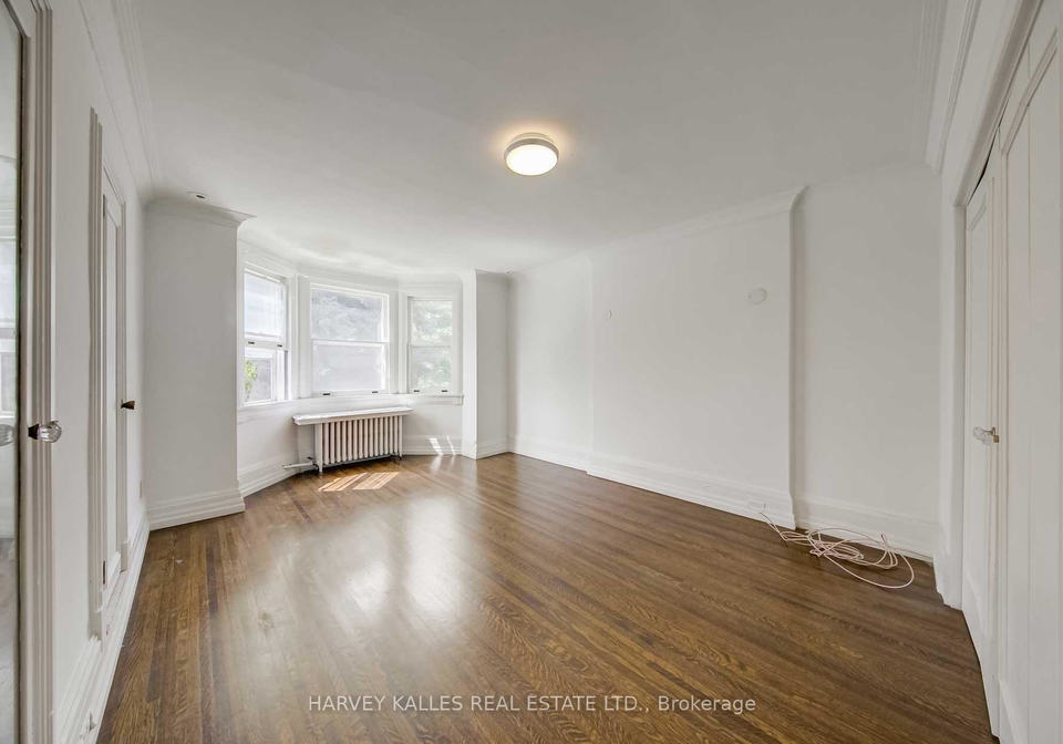 11-parkwood-avenue-toronto-ontario-c12294809
