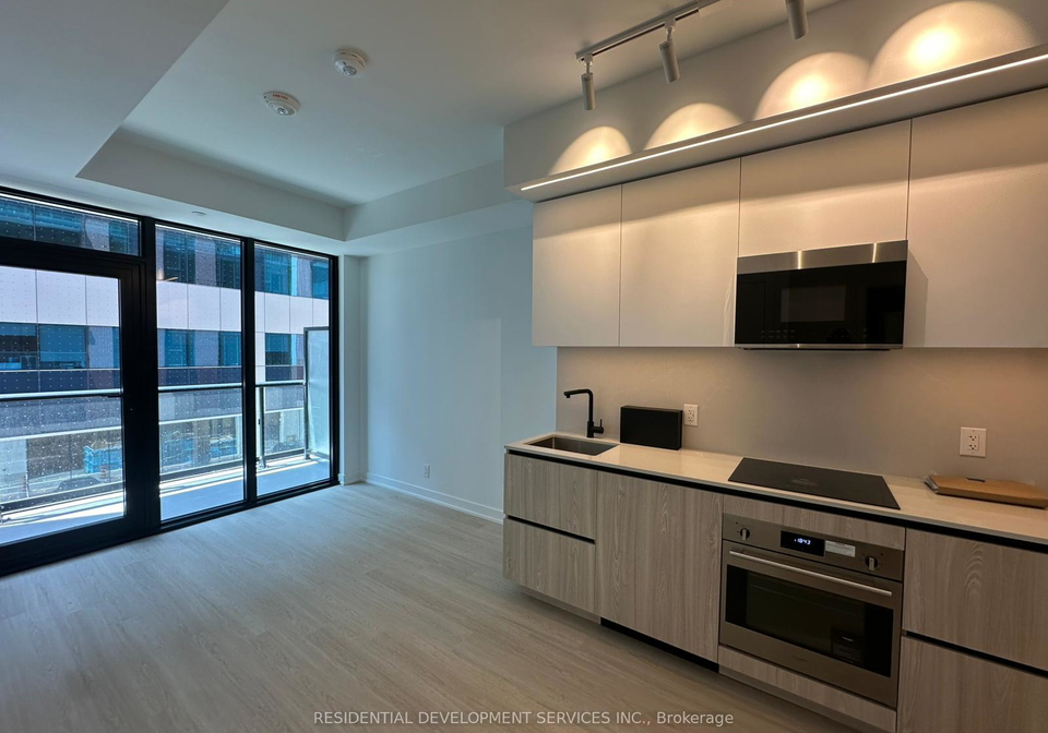699-sheppard-avenue-e-e-north-york-ontario-c12294830