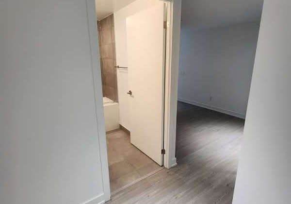 8-wellesley-street-w-w-toronto-ontario-c12295020