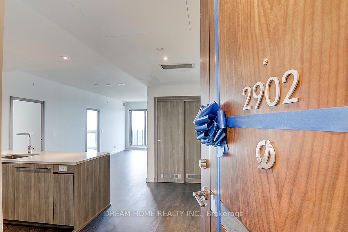 27-mcmahon-drive-north-york-ontario-c12295037
