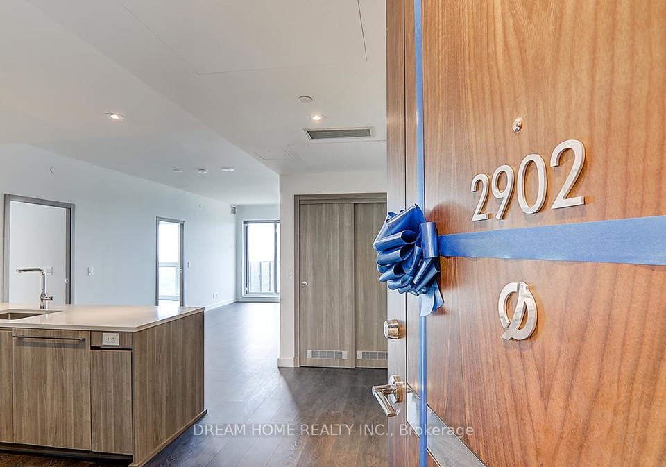 27-mcmahon-drive-north-york-ontario-c12295037