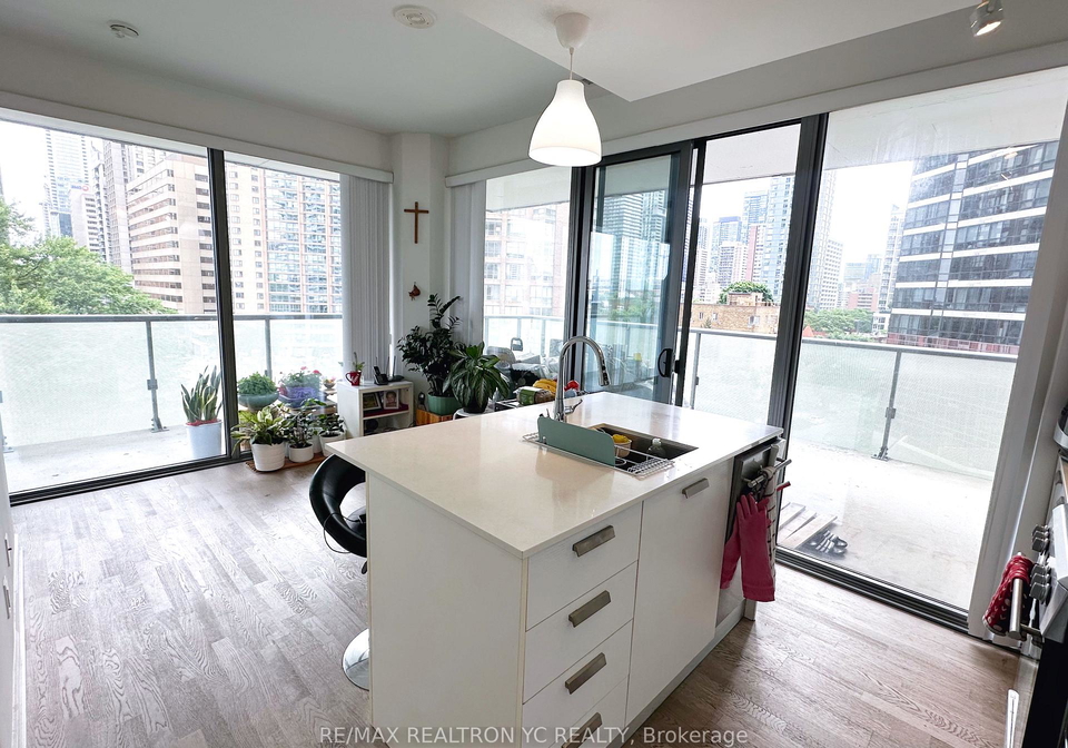 57-st-joseph-street-toronto-ontario-c12295158