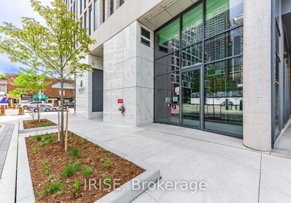 1-hillsdale-avenue-w-w-toronto-ontario-c12295185