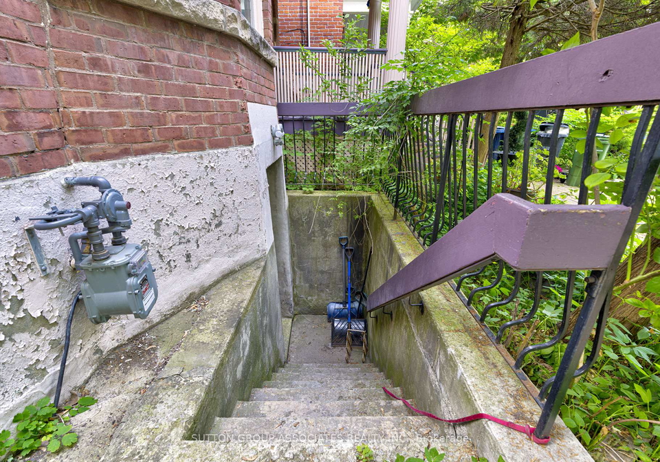 192-albany-avenue-toronto-ontario-c12295304