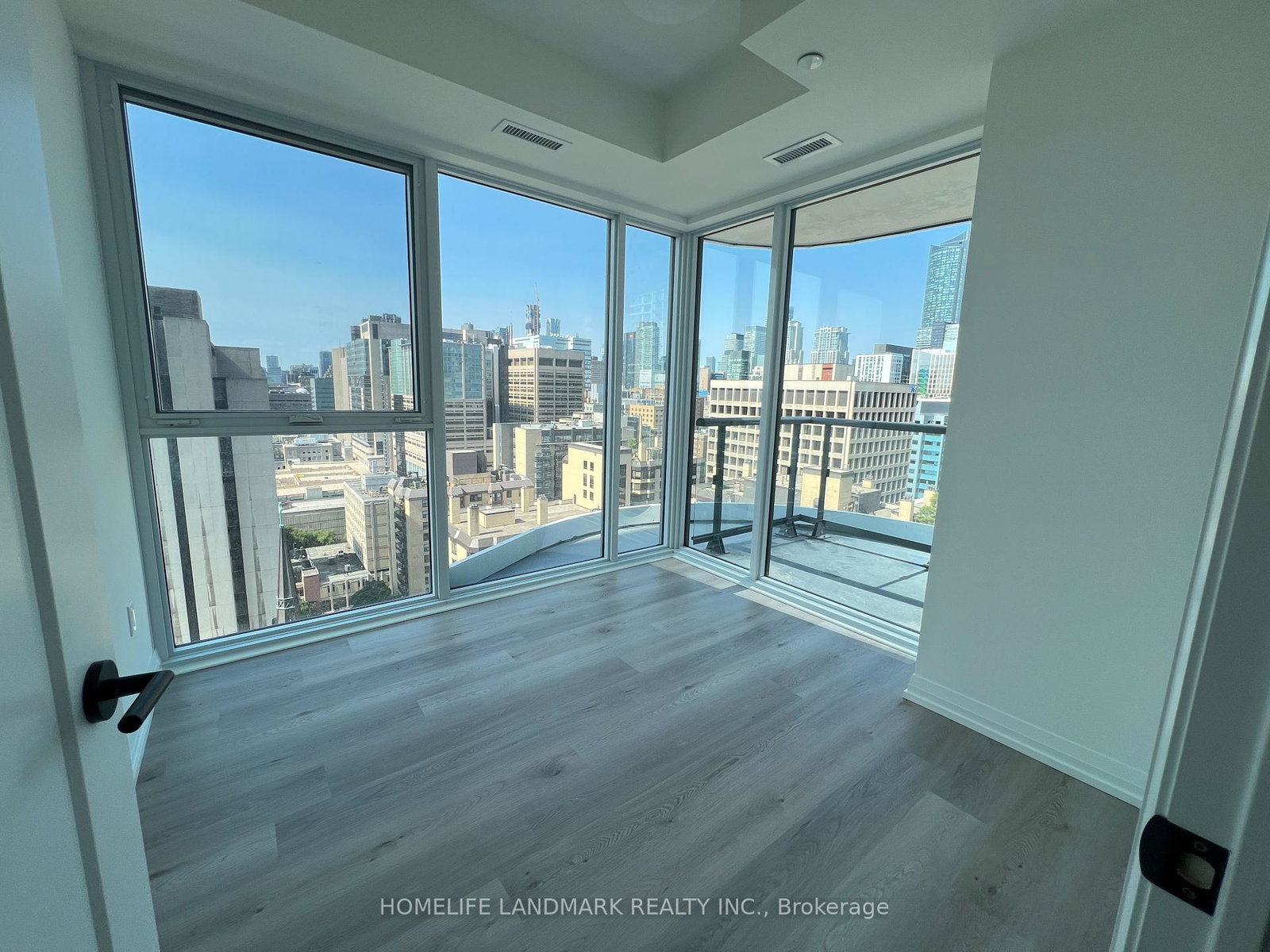 280-dundas-street-w-w-toronto-ontario-c12295363